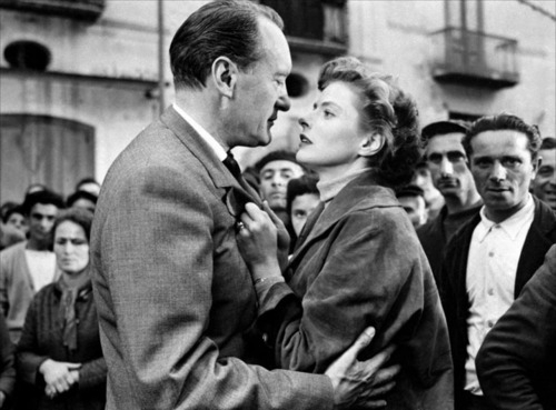 Kadrs no Roberto Roselīni filmas “Ceļojums uz Itāliju / Viaggio in Italia” (1954)