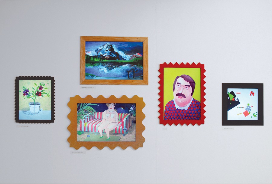 Anete Melece, animācijas instalācija "Piecas kustīgas gleznas" (2010) izstādē "Tell Me More" Andrejsalā