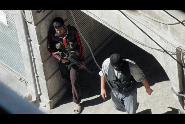Kadrs no filmas "9 Days – From My Window in Aleppo" (2015)