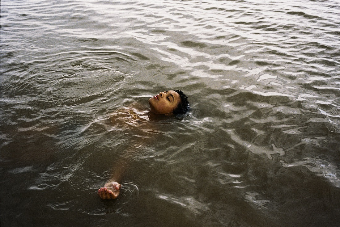 "Putns / Bird". Foto: Atsushi Nishijima