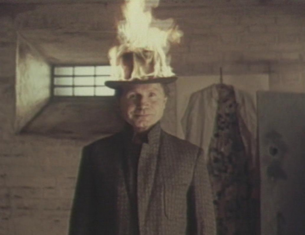 Kadrs no filmas "Likteņa pavērsiens" (1987)