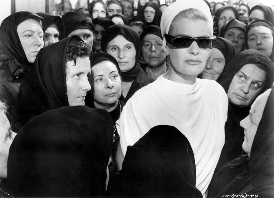 Kadrs no filmas "Fedra" (1962)