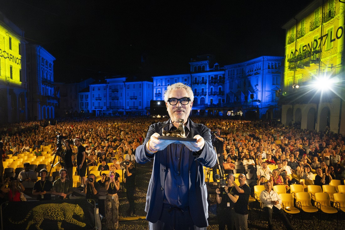 Piazza Grande, Leopardu par mūža ieguldījumu saņem Alfonso Kuarons. Foto: ©Locarno Film Festival / Ti-Press