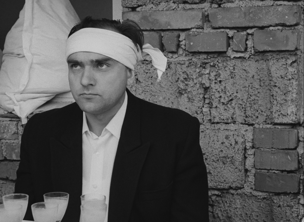 Kadrs no filmas "Intīmais apgaismojums" (1965)