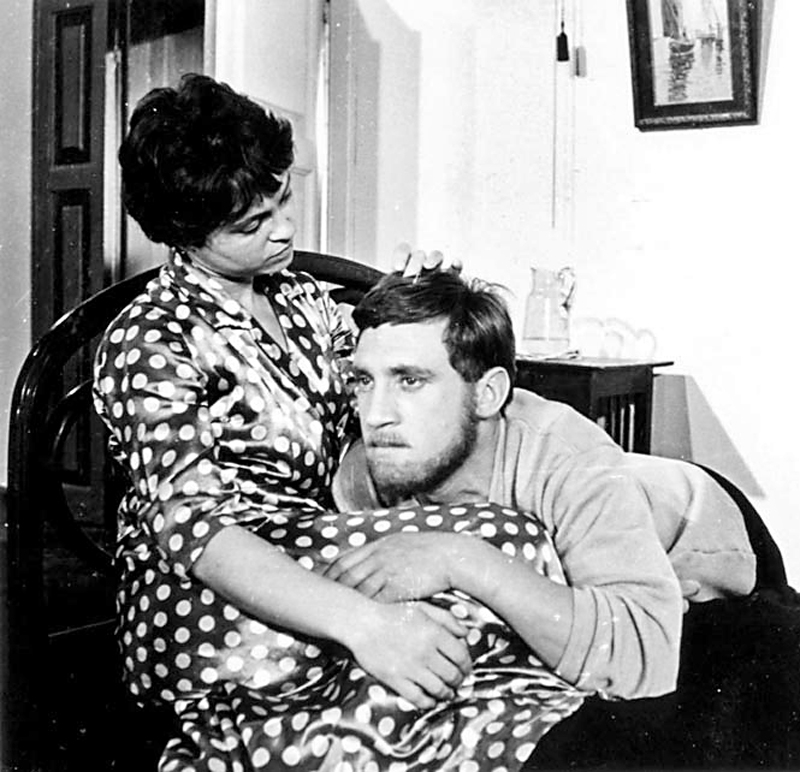 Kadrs no filmas "Īsās tikšanās" (1967)
