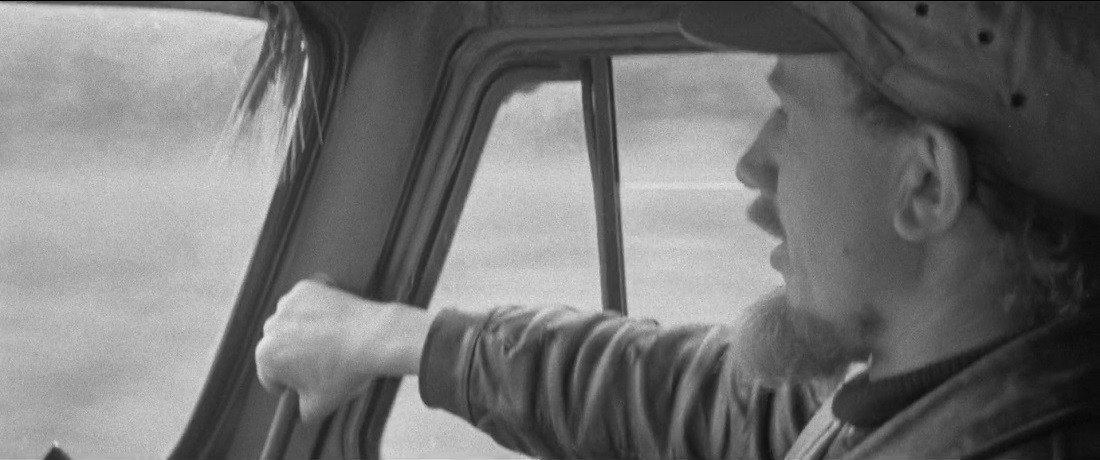 Ivars Seleckis 1972. gadā, uzņemot filmu "Apcirkņi", pirmo savā "zemnieku ciklā"