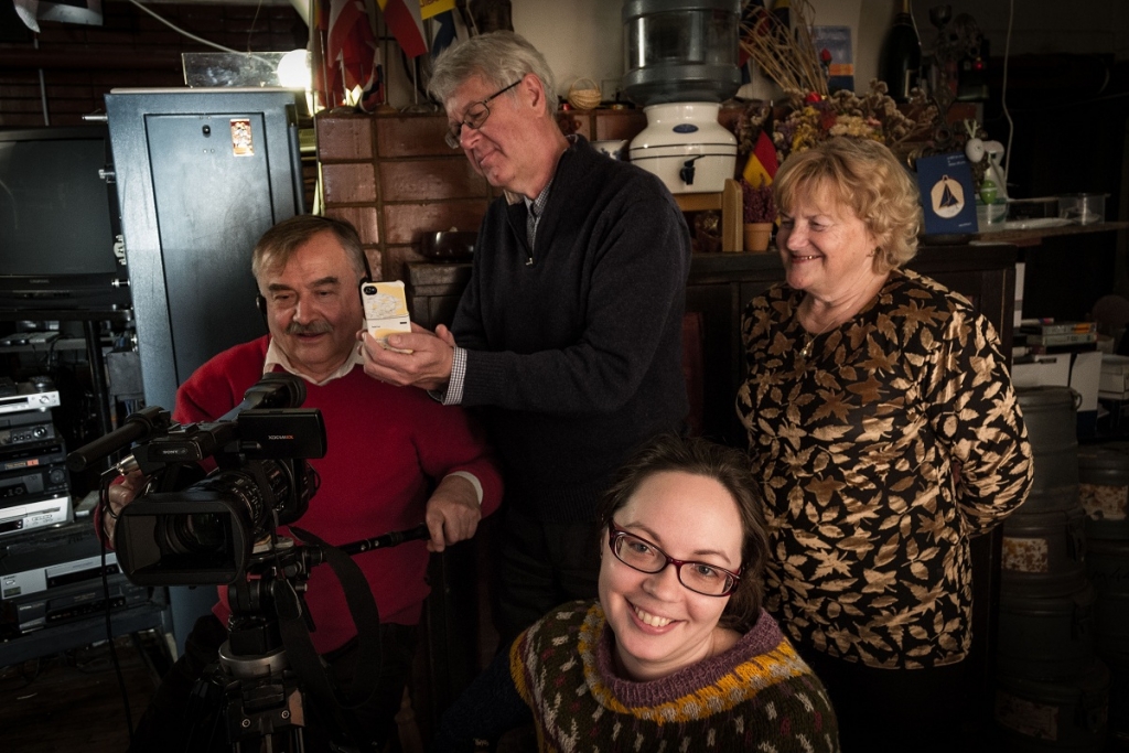Filmas režisors Romualds Pipars, skaņu režisors Aivars Riekstiņš, scenārija līdzautore Sanita Grīna, producente Baiba Urbāne
