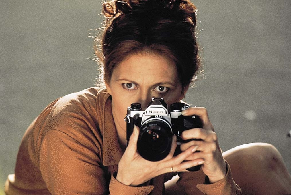 Feja Danaveja filmā "Loras Marsas acis / Eyes of Laura Mars" (1978)
