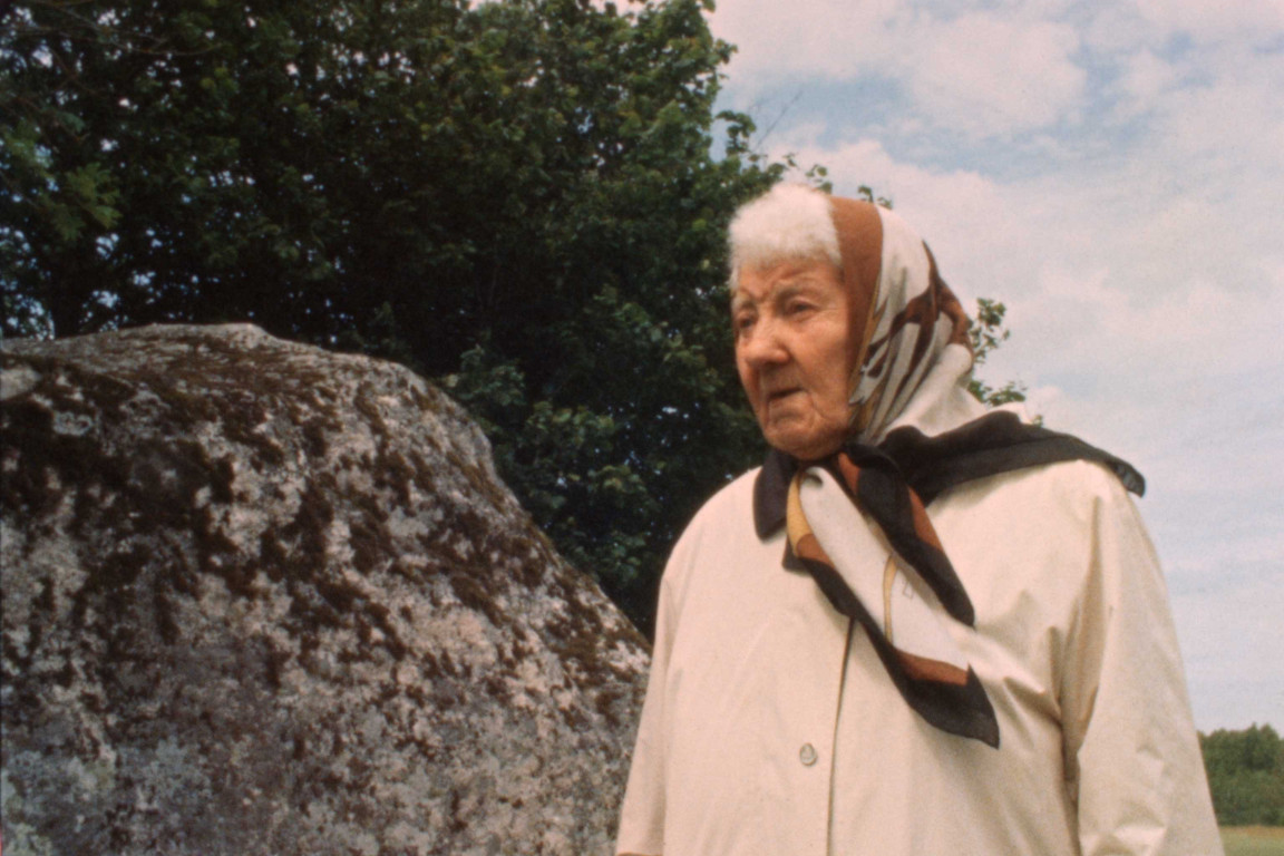 Kadrs no Ievas Ozoliņas filmas "Omamma"