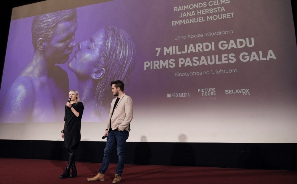 Producente Inga Jerzjukova un režisors Jānis Ābele filmas pirmizrādē kinoteātrī "Splendid Palace" 2019. gada 1. februārī