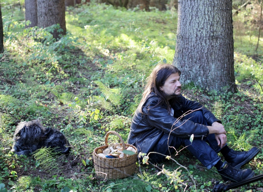 Uldis Rudaks un Odiņš filmas uzņemšanas laikā. Foto: Aija Bley