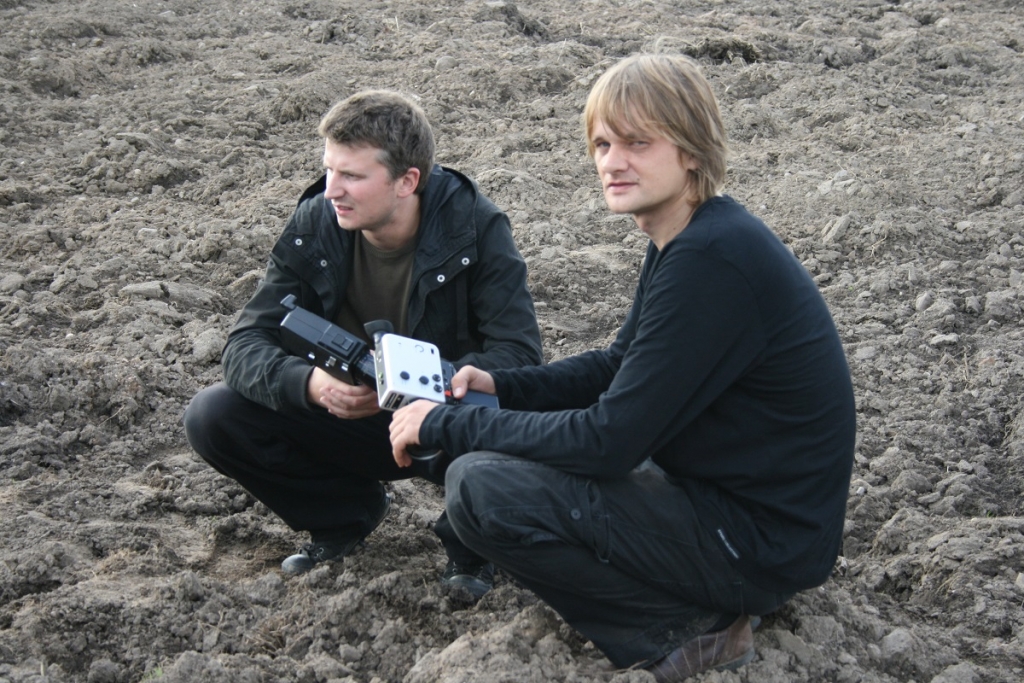 Režisors Dāvis Sīmanis un operators Andrejs Rudzāts