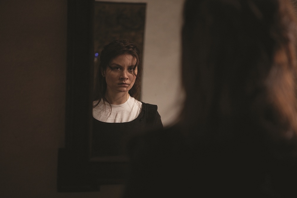 Kadrs no filmas "The Girl King"