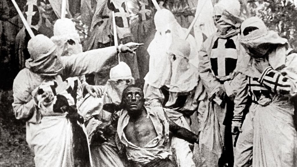 Kadrs no filmas "Nācijas dzimšana" (1915)
