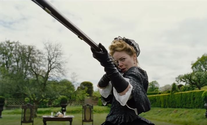 Kadrs no filmas "Favorīte / The Favourite"