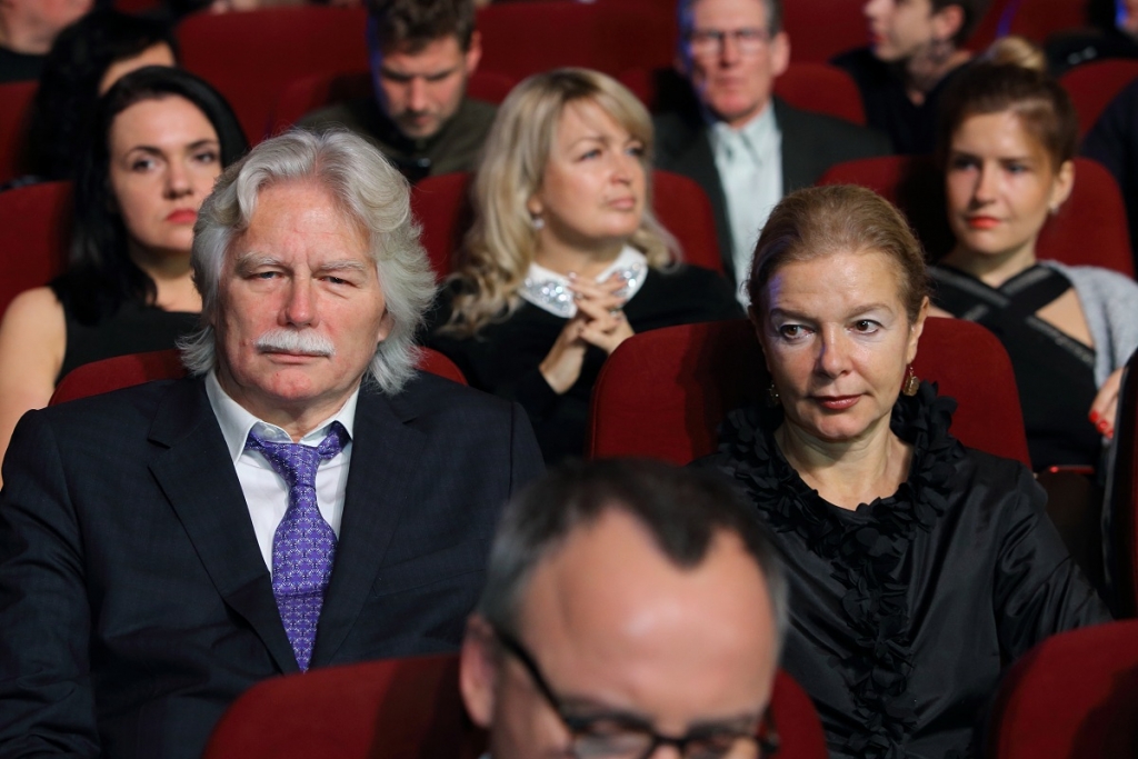 Nacionālās kino balvas "Lielais Kristaps" noslēguma ceremonija, žūrijas rindā sēž Fridriks Tors Fridriksons (Islande) un Larisa Maļukova (Krievija)