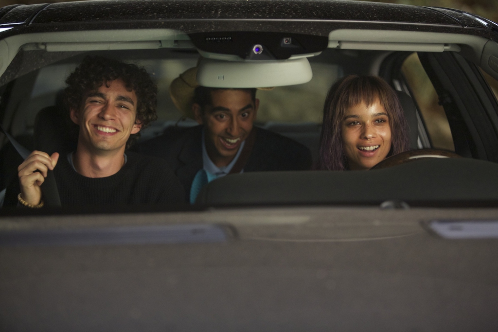 Kadrs no režisores Grenas Velsas kinodebijas "The Road Within", kas saņēma Skatītāju balvu festivālā "Champs-Elysees" un iekļauta kompānijas "Netflix" piedāvājumā